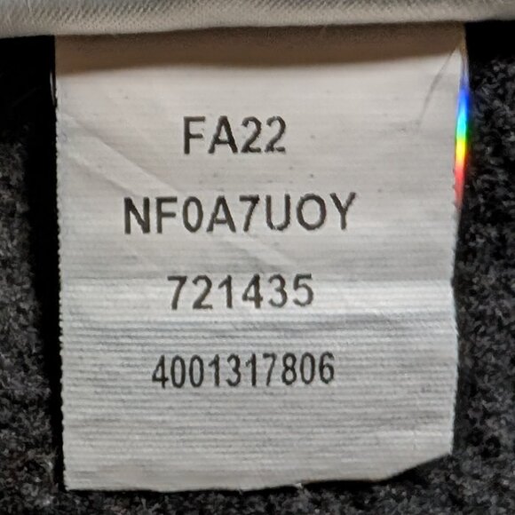 The North Face Graphic Injection Crew Sweatshirt in Black & Metallic Silver - Picture 10 of 14